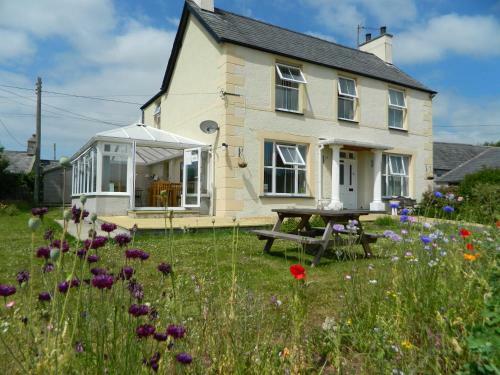 Bed & Breakfast Taldrwst Farmhouse