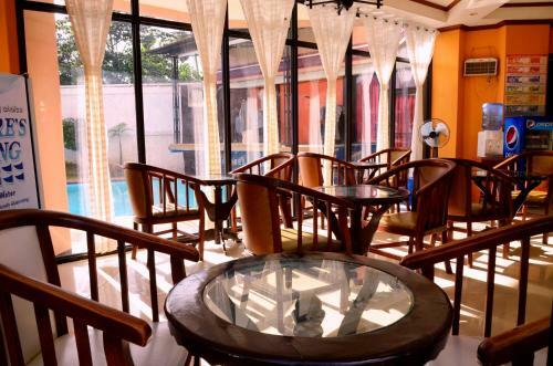 Jaimee's Hotel, Resort And Restaurant