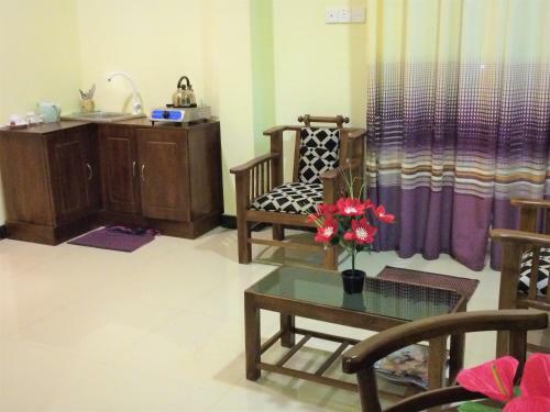 Hostal Romeo And Juliet Guest House