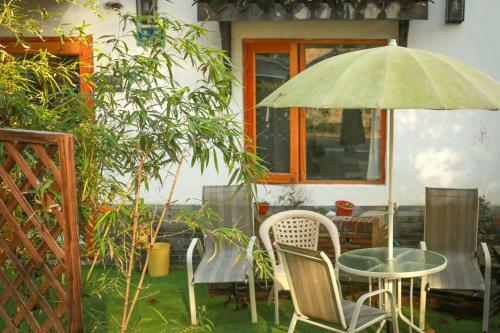 Hangzhou Luchai Inn Cartoon House