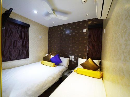 Hotel New International Guest House
