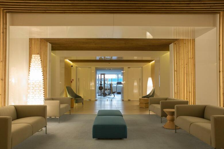Panoramic Hotel Plaza