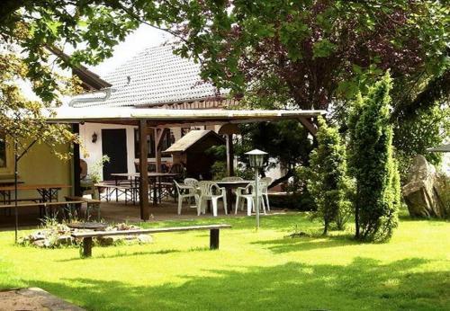 Hostal Gasthaus-pension Zum Brandweiher