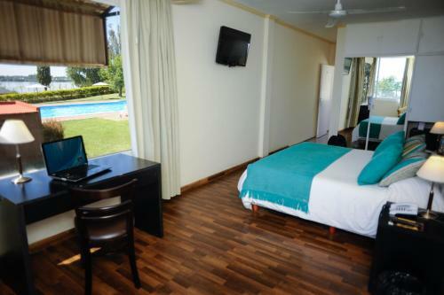 Manantiales Hotel De Turismo