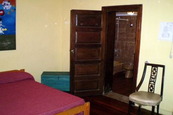 Hostal VI Luz Y Entr� Hostel