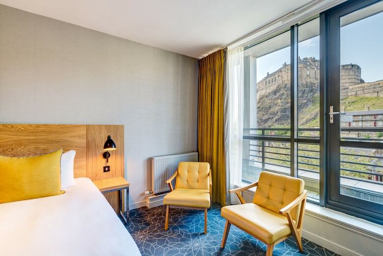 Hotel Apex International
