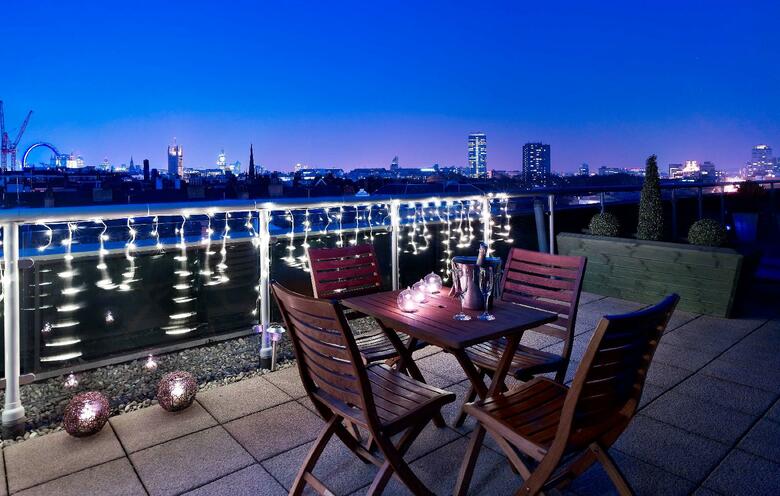 Hotel Park Plaza Victoria London