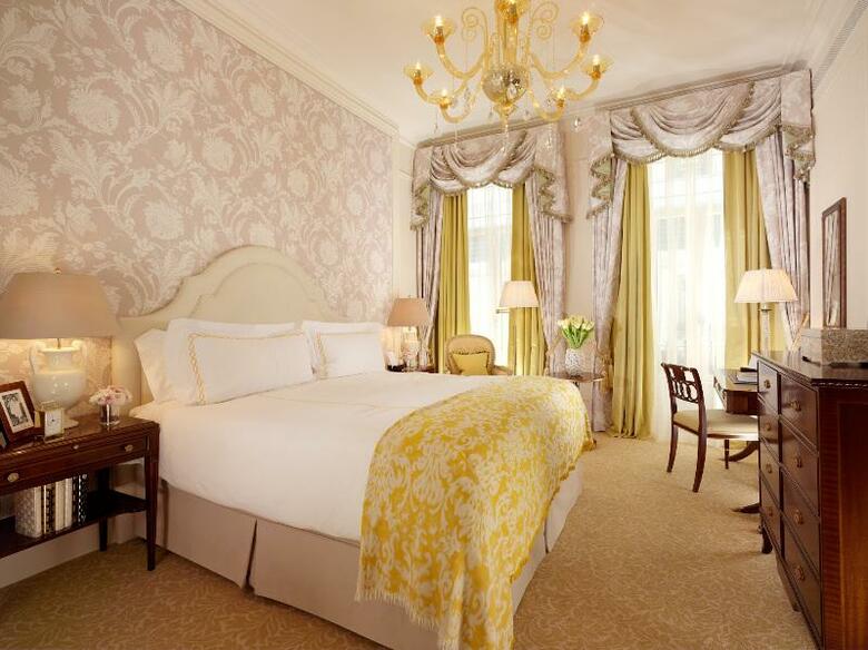 Hotel Savoy