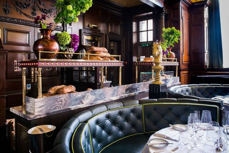 Hotel Savoy