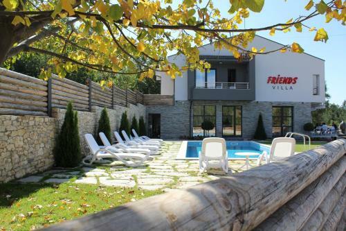 Family Hotel Friends Villa