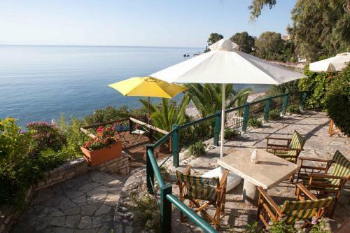 Aparthotel Grekis Beach Hotel And Apartments