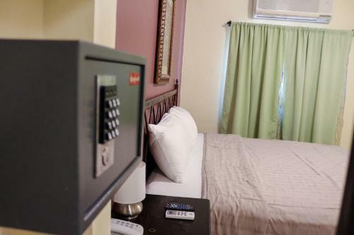 Dolphin Executives Hotel