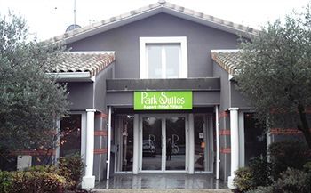 Hotel Park & Suites Vilage Saint Simon