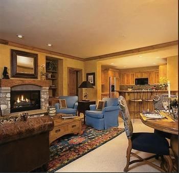 Hotel Elkhorn Lodge