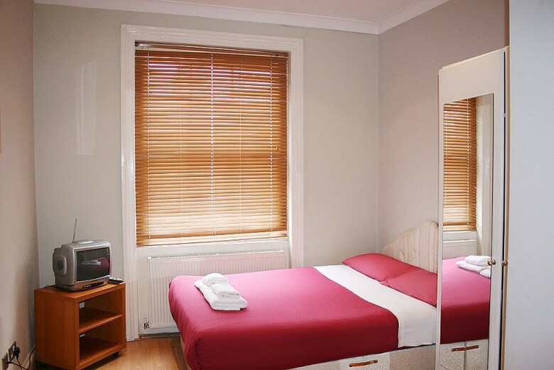 Hotel Hyde Park Economy Apartments