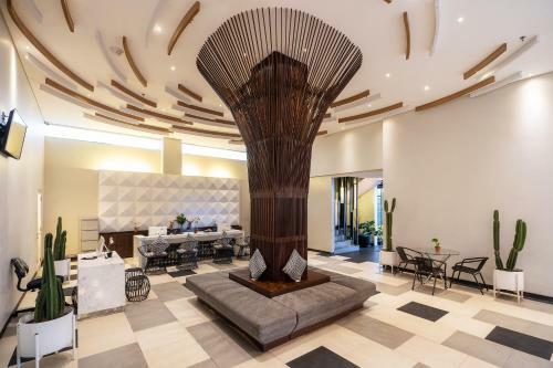 Clove Garden Hotel & Residence