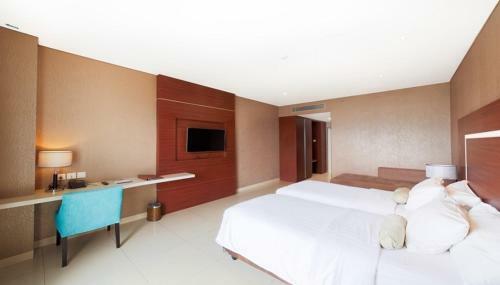 Clove Garden Hotel & Residence