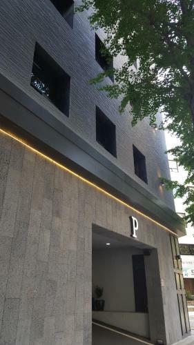 The Bs Hotel Busan Station
