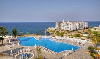 Jasmine Court Hotel & Casino