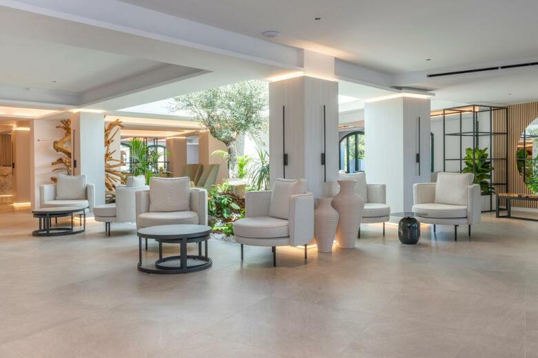Valentin Somni Hotel & Suites Adults Only +16
