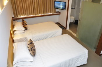 Hotel The Rgn City Lodge