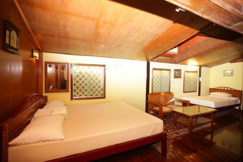 Hostal Okinawa Guest House