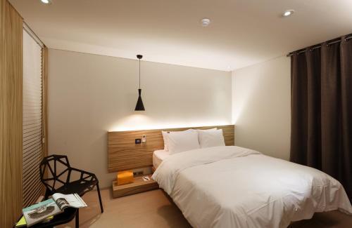 H Hotel