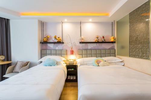Beijing Red Hotel
