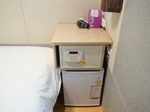 Hostal D.h Sinchon Guesthouse