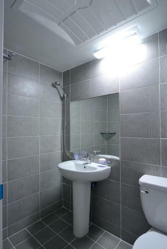 Hostal Red Guesthouse