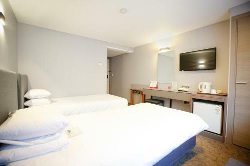 Savoy Hotel Myeongdong