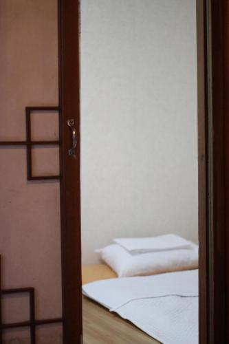 Hostal Icos Guesthouse 1 (female Only)