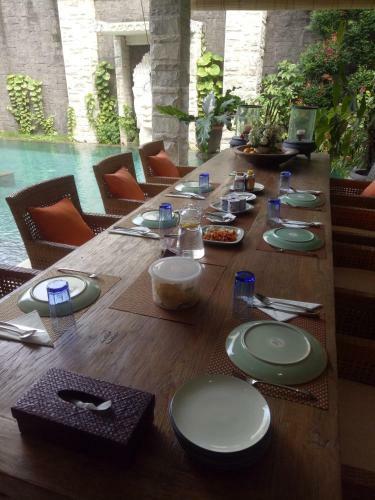 Puri Ratu Jimbaran Villa