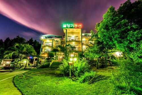 Gyulhyanggi Pension