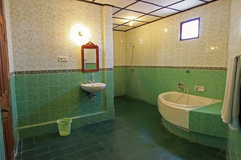 Hostal Villa Puri Royan
