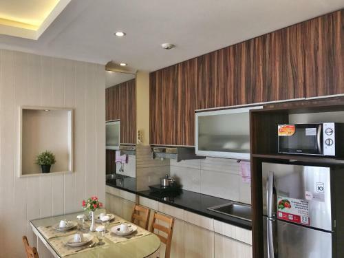 Ravarine Suite Apartment