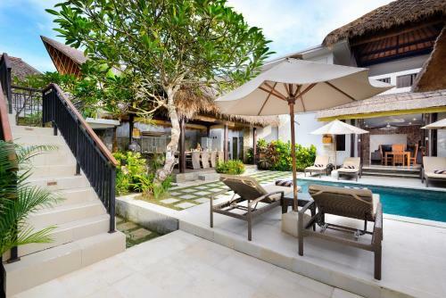Coconuts Villa Balangan Beach