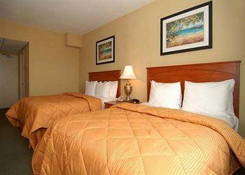 Hotel Clarion Inn & Suites Miami Airport