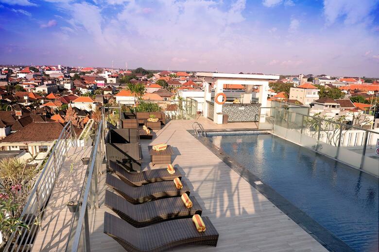 Hotel Holiday Inn Express Bali Kuta Square