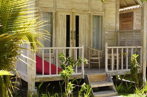 Hostal Coconut Village Guest House