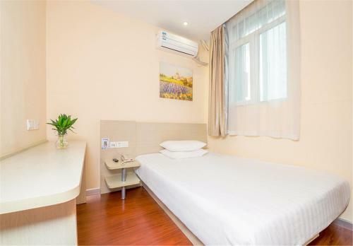 Hanting Hotel Chongqing Shangqing Temple Branch