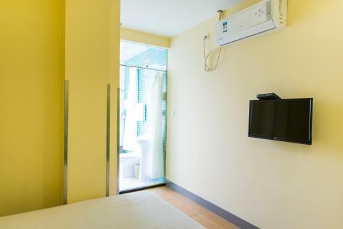 Hotel Hi Inn Dalian Malan Square Branch