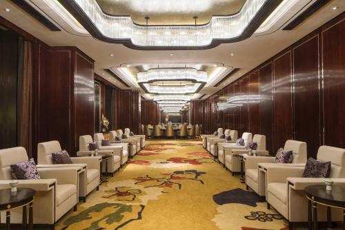 Sheraton Changde Wuling Hotel