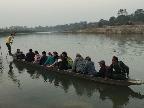Hotel Chitwan Safari Camp & Lodge