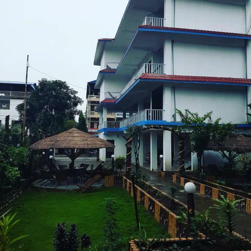 Hotel Shiva's Dream