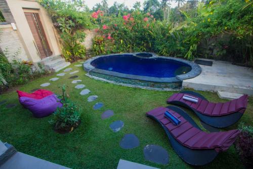 Ratna Villa