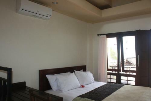 Hostal Corner Guest House