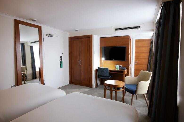 Hotel Thistle Trafalgar - Leicester Square