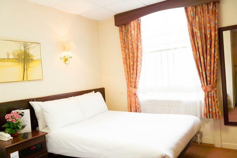 Hotel Bayswater Inn