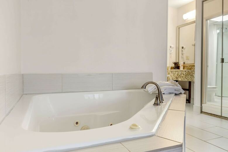 Hotel Comfort Inn